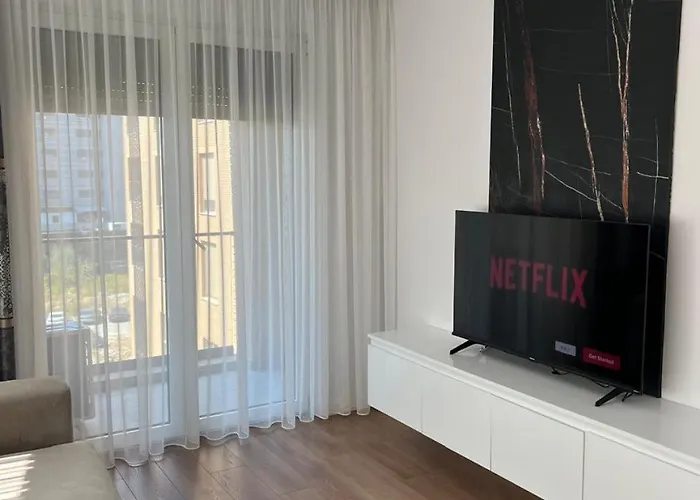 Escape Luxury 2 Апартаменты *